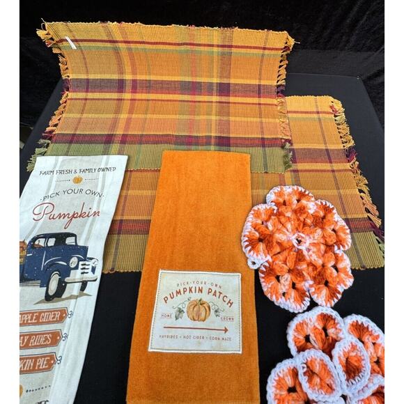 Vintage Fall Halloween Kitchen Towels Placemats & Handmade Hot Pad Mat - Picture 6 of 7
